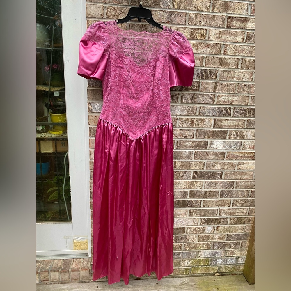 Vintage 80s Lace Mauvy Pink Formal Prom/Bridesmaid Dress